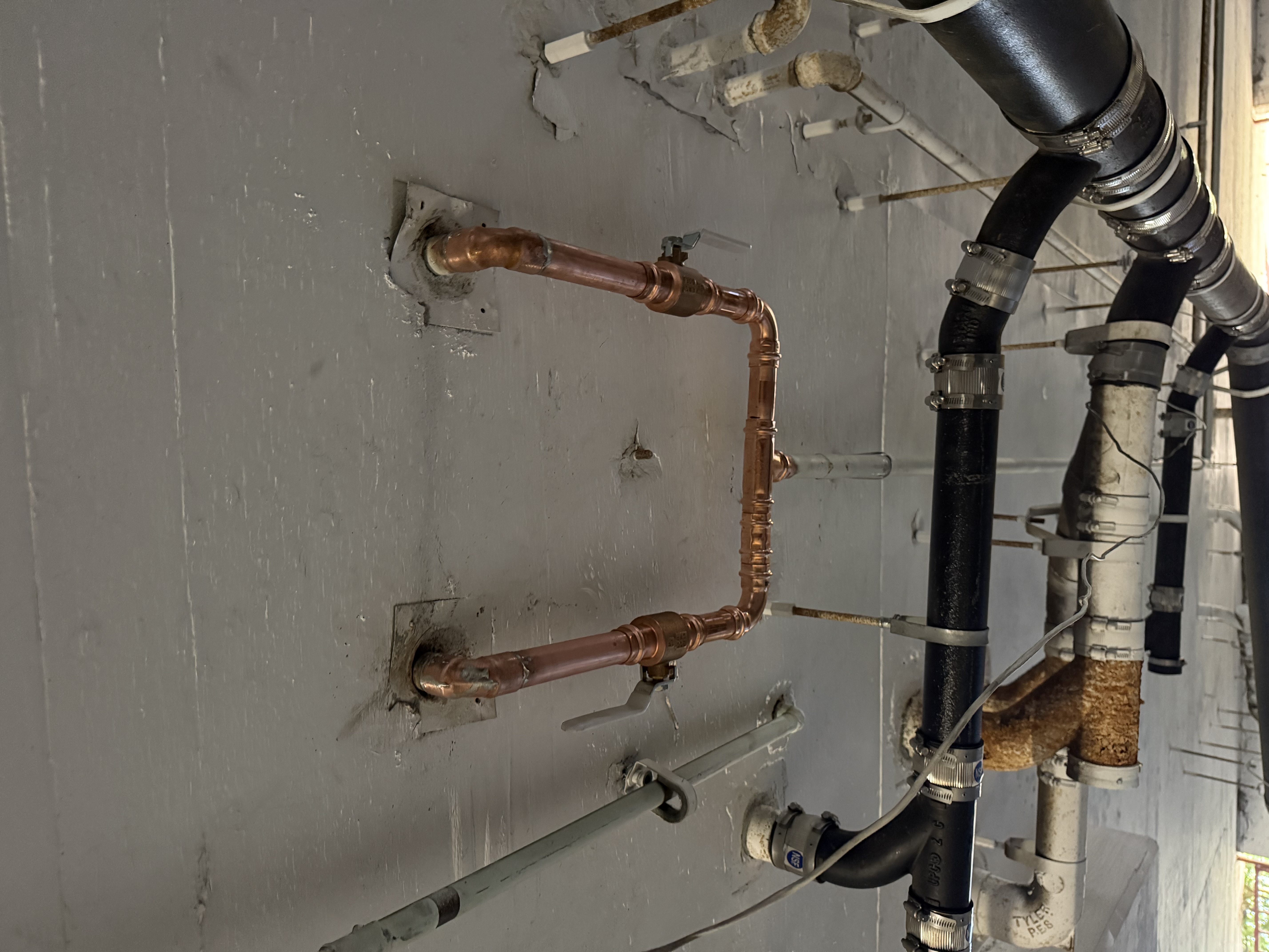 Water ball valve per-unit shutoff